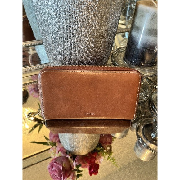 Fossil Cowhide Genuine Leather‎ Zip Around Wallet Outer Zip Coin, Brown - Picture 1 of 11